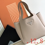 スーパーコピーブラダバッグ